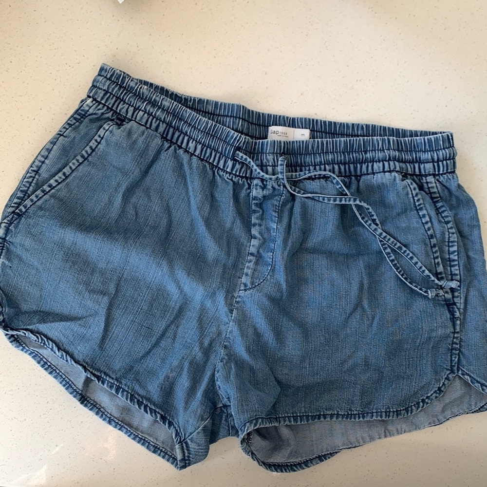 Gap tie waist shorts